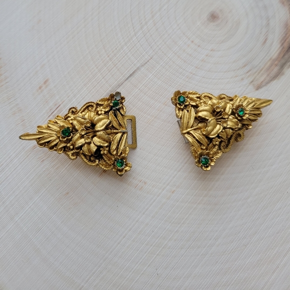 Antique Gold-tone & Green Rhinestone Belt Buckle - Picture 2 of 6